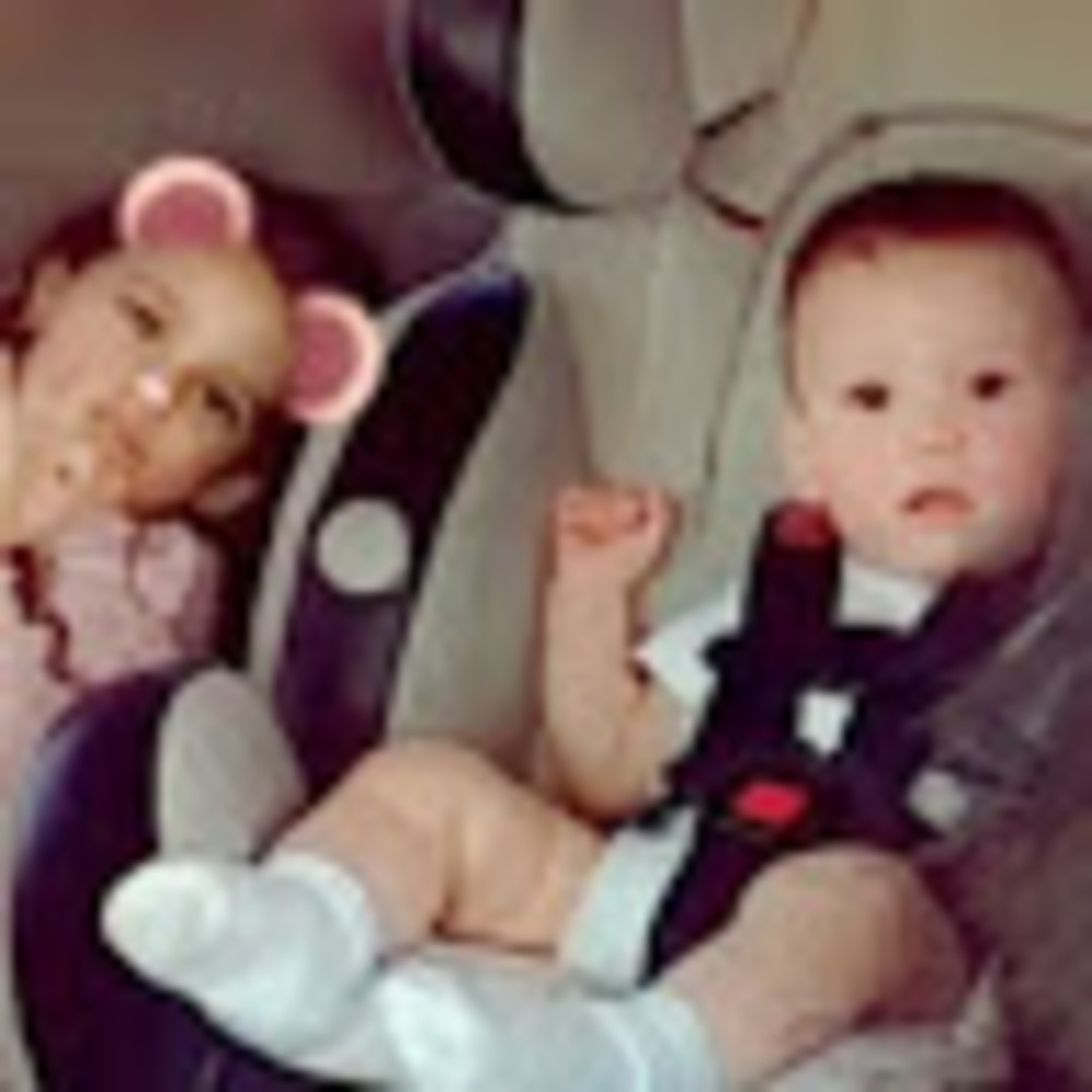 Meet your Posher, Adilene